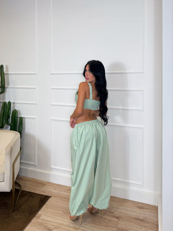 SET JUST WEST MENTA